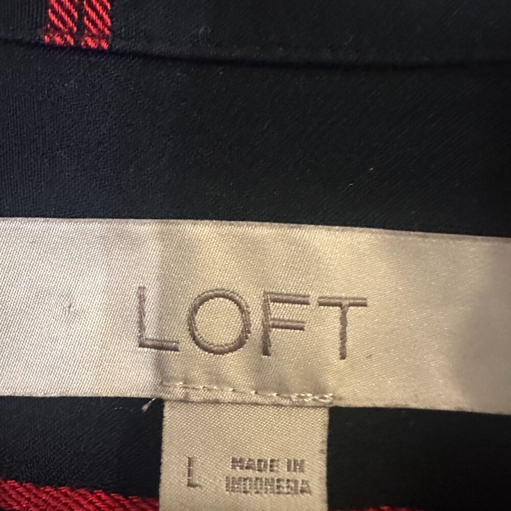❤️  LOFT Black & Red Windowpane Plaid Button-Down Blouse | Size L - Picture 3 of 4